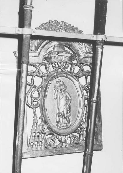 bâtons de procession de la confrérie des Pénitents Blancs : saint Jean-Baptiste, vue générale - © Ministère de la Culture (France), Médiathèque du patrimoine et de la photographie (objets mobiliers), tous droits réservés