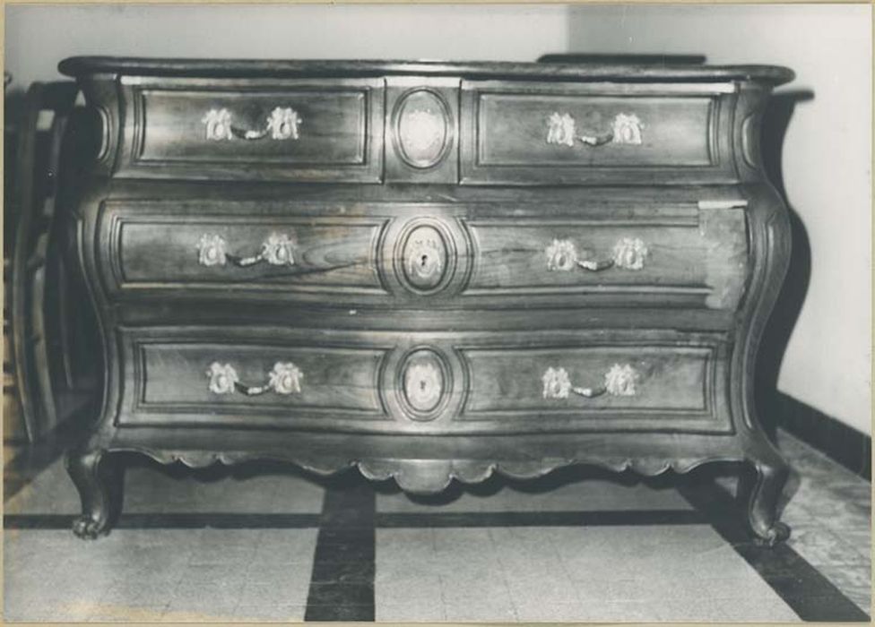commode bordelaise - © Ministère de la Culture (France), Médiathèque du patrimoine et de la photographie, diffusion GrandPalaisRmn Photo