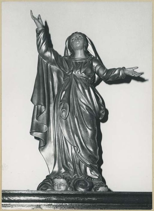 statue : Vierge