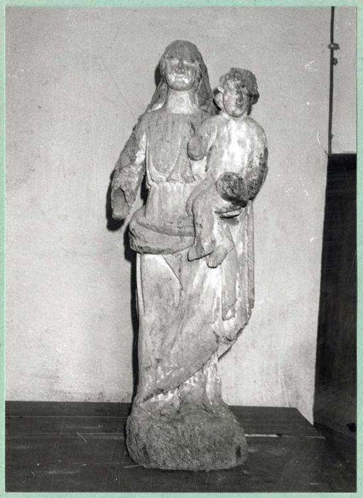 Statue : Vierge à l'Enfant