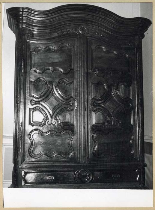 Armoire à linge