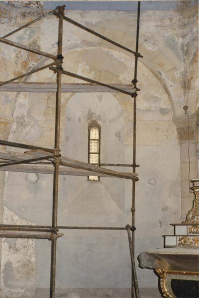 Peintures murales ornant l'abside, mur nord-est, après rebouchages