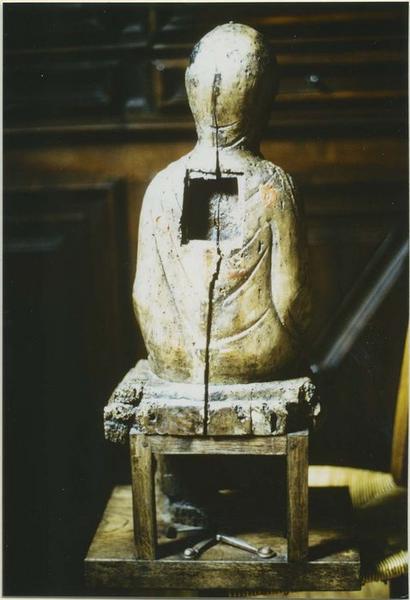 statue : Vierge en majesté, revers, vue générale