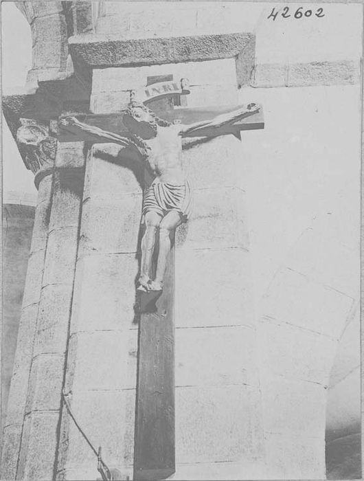 croix : Christ en croix