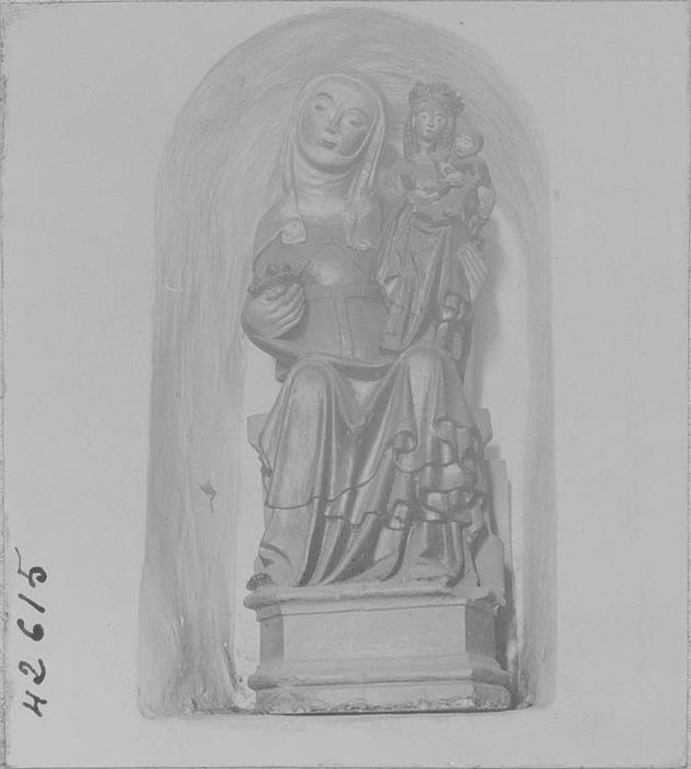 groupe sculpté : sainte Anne la Vierge et l'enfant