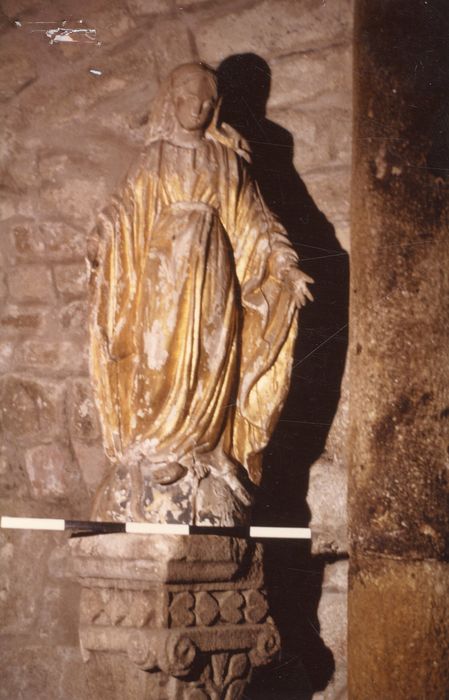 Statue : Vierge de l'Immaculée Conception