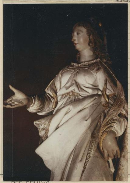 statue : Sainte Julie - © Ministère de la Culture (France), Médiathèque du patrimoine et de la photographie (objets mobiliers), tous droits réservés