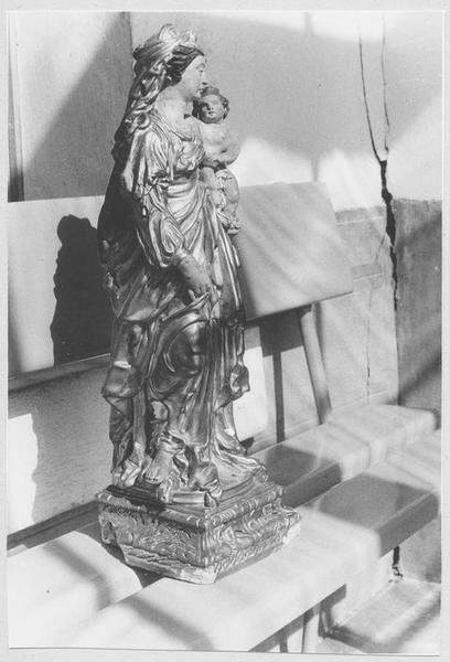 statue : Vierge à l'Enfant - © Ministère de la Culture (France), Médiathèque du patrimoine et de la photographie (objets mobiliers), tous droits réservés