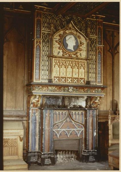 chambre de Monseigneur de Dreux-Brézé ; cheminée