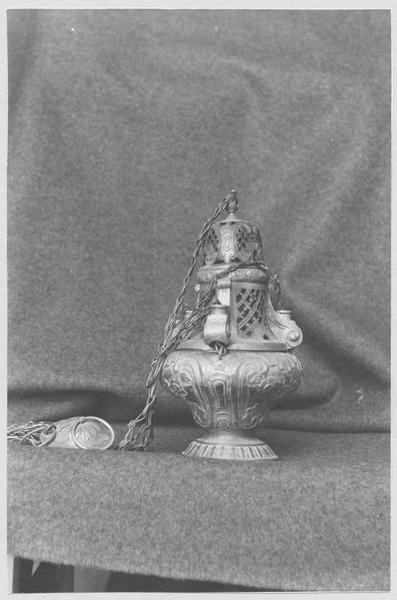 encensoir - © Ministère de la Culture (France), Médiathèque du patrimoine et de la photographie (objets mobiliers), tous droits réservés