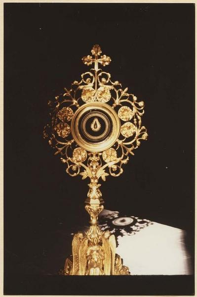reliquaire de la sainte Larme - © Ministère de la Culture (France), Médiathèque du patrimoine et de la photographie (objets mobiliers), tous droits réservés