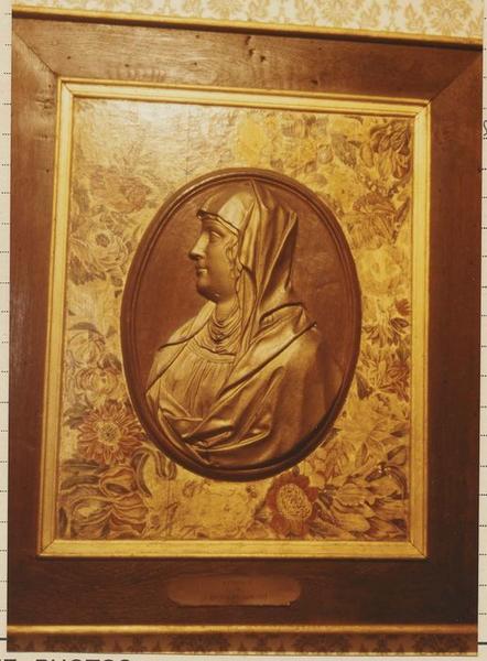 bas-relief : la Vierge - © Ministère de la Culture (France), Médiathèque du patrimoine et de la photographie (objets mobiliers), tous droits réservés