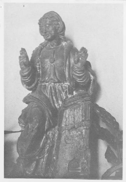 statue : Vierge de l'Annonciation, de trois quarts
