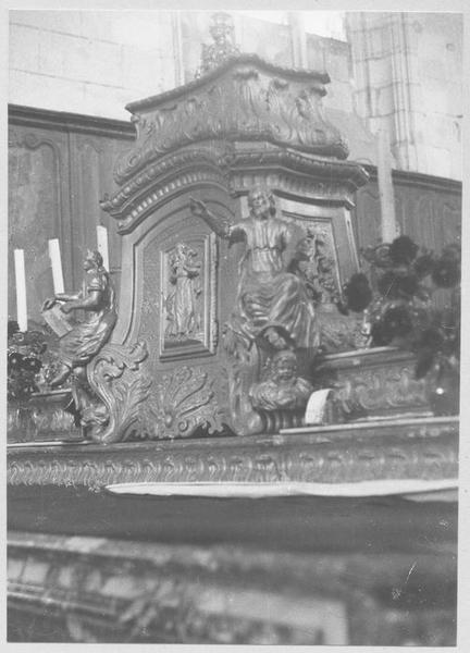 tabernacle, 2 gradins d'autel