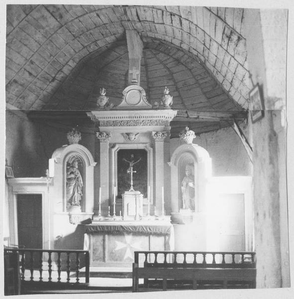 Retable du maître-autel, 2 statues : Saint Pierre, Saint François de Sales