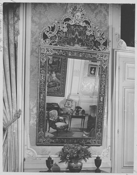 miroir d'applique - © Ministère de la Culture (France), Médiathèque du patrimoine et de la photographie (objets mobiliers), tous droits réservés