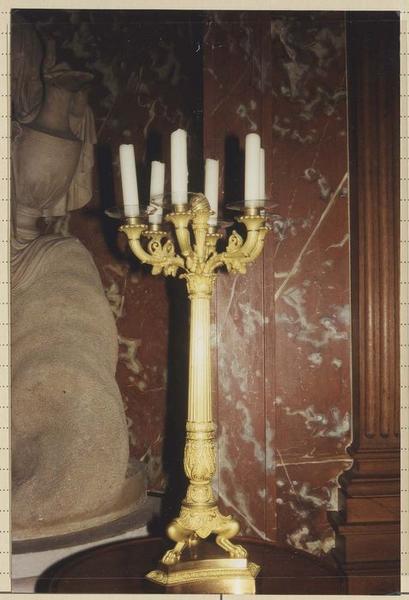 chandelier (candélabre à six lumières) - © Ministère de la Culture (France), Médiathèque du patrimoine et de la photographie (objets mobiliers), tous droits réservés