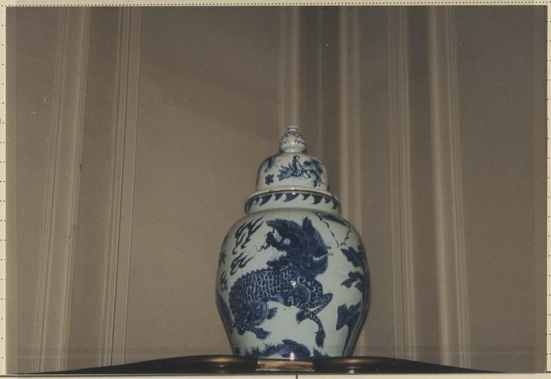 vase décoratif - © Ministère de la Culture (France), Médiathèque du patrimoine et de la photographie (objets mobiliers), tous droits réservés