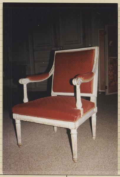 fauteuil - © Ministère de la Culture (France), Médiathèque du patrimoine et de la photographie (objets mobiliers), tous droits réservés