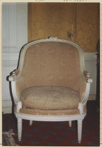 un fauteuil (bergère) - © Ministère de la Culture (France), Médiathèque du patrimoine et de la photographie (objets mobiliers), tous droits réservés