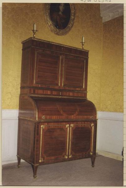 secrétaire à cylindre - © Ministère de la Culture (France), Médiathèque du patrimoine et de la photographie (objets mobiliers), tous droits réservés