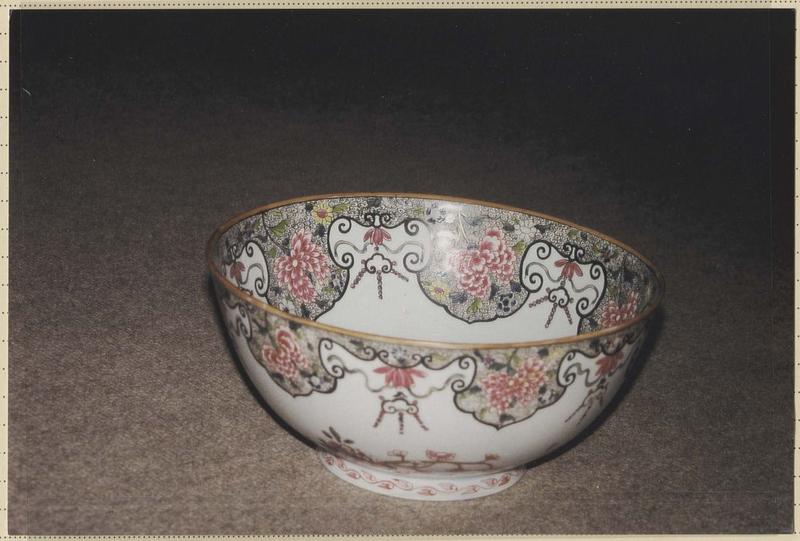 jatte dite coupe de Chine - © Ministère de la Culture (France), Médiathèque du patrimoine et de la photographie (objets mobiliers), tous droits réservés
