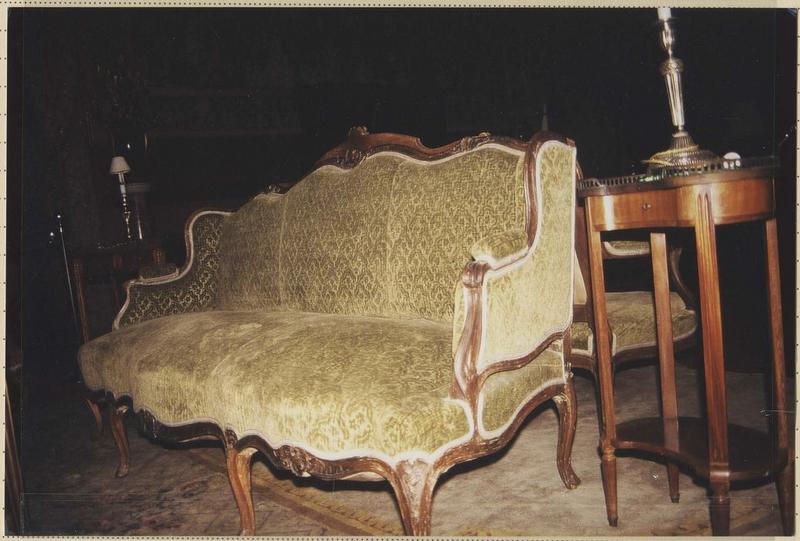canapé à oreilles - © Ministère de la Culture (France), Médiathèque du patrimoine et de la photographie (objets mobiliers), tous droits réservés