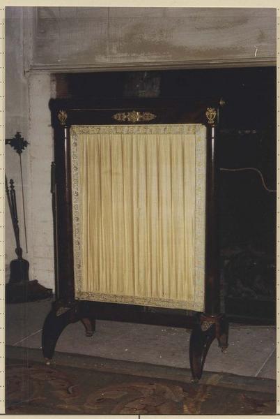 écran à feu - © Ministère de la Culture (France), Médiathèque du patrimoine et de la photographie (objets mobiliers), tous droits réservés