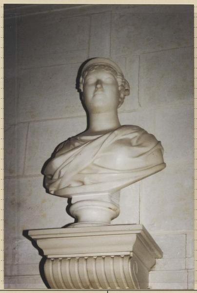 buste : l'Impératrice Marie-Louise - © Ministère de la Culture (France), Médiathèque du patrimoine et de la photographie (objets mobiliers), tous droits réservés