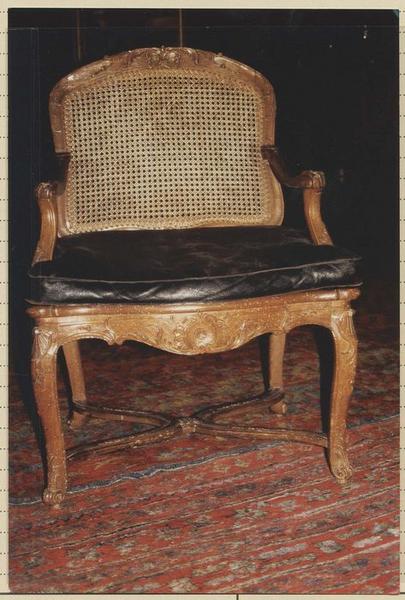 fauteuil - © Ministère de la Culture (France), Médiathèque du patrimoine et de la photographie (objets mobiliers), tous droits réservés