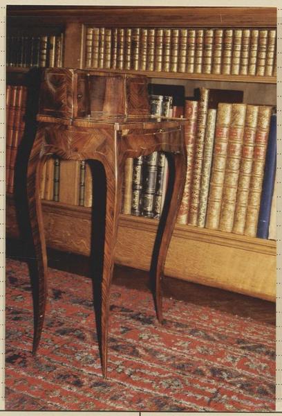 bonheur du jour - © Ministère de la Culture (France), Médiathèque du patrimoine et de la photographie (objets mobiliers), tous droits réservés