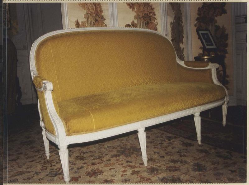 canapé corbeille - © Ministère de la Culture (France), Médiathèque du patrimoine et de la photographie (objets mobiliers), tous droits réservés