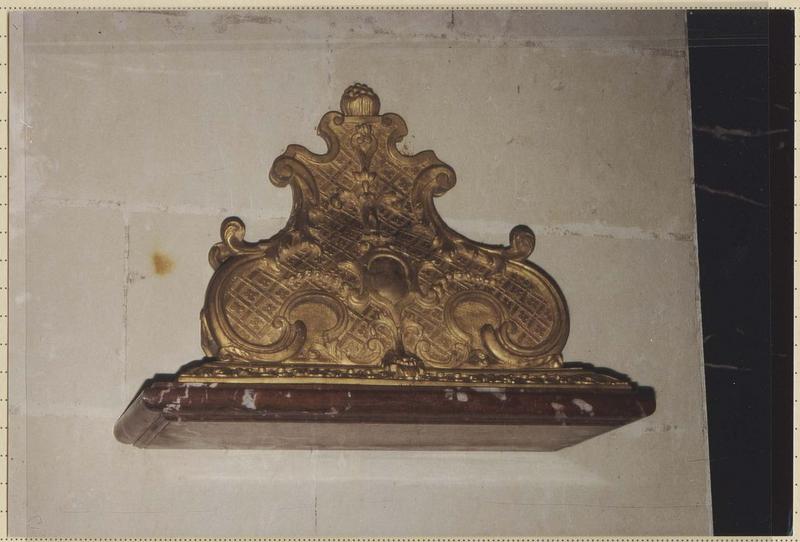 console - © Ministère de la Culture (France), Médiathèque du patrimoine et de la photographie (objets mobiliers), tous droits réservés