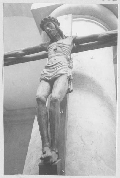 croix (crucifix) : Christ en croix