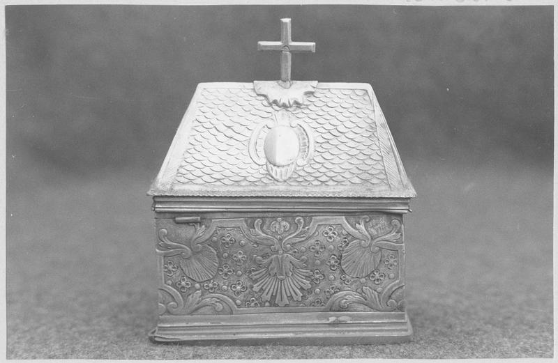 coffret aux saintes huiles (boîte aux saintes huiles)