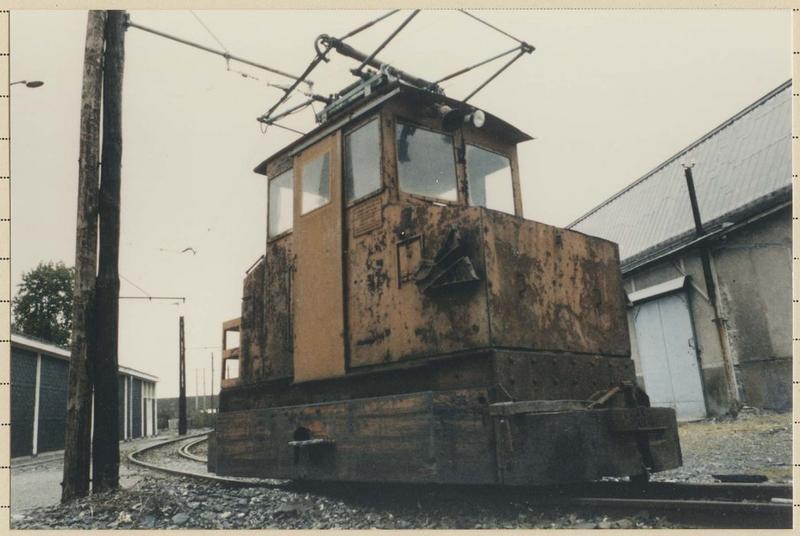 locomotive électrique Schneider-Westinghouse, à voie inférieure à 1 mètre, B n° 2