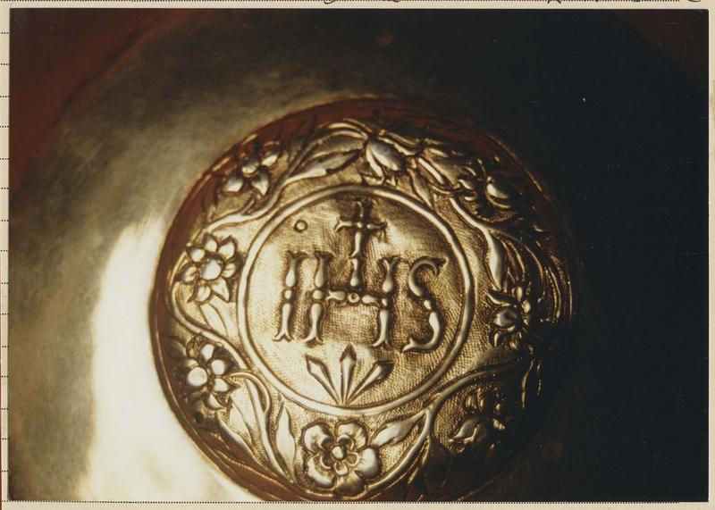 patène - © Ministère de la Culture (France), Médiathèque du patrimoine et de la photographie (objets mobiliers), tous droits réservés