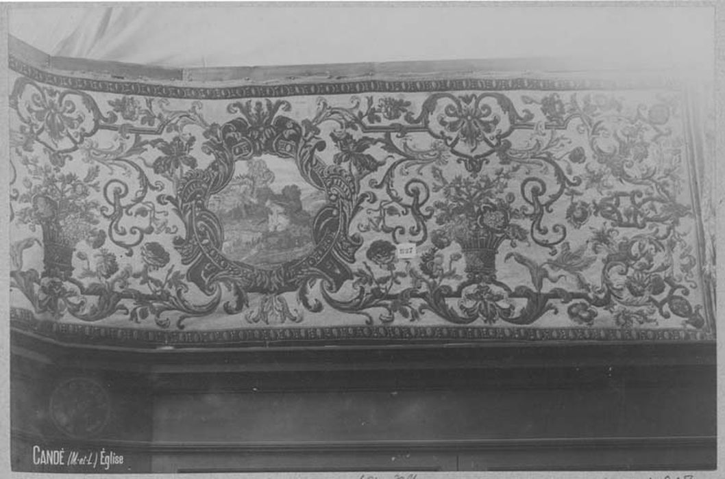 garniture de dais de procession - © Ministère de la Culture (France), Médiathèque du patrimoine et de la photographie, diffusion RMN-GP