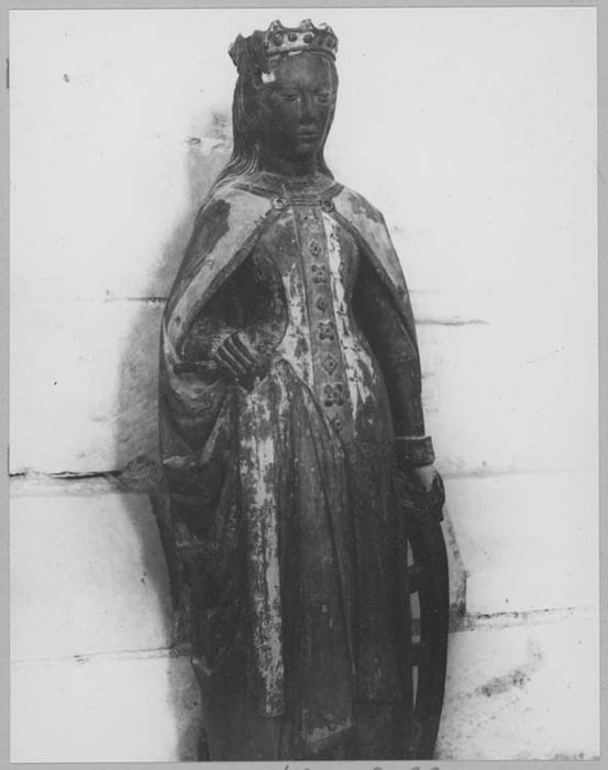 statue : Sainte Catherine