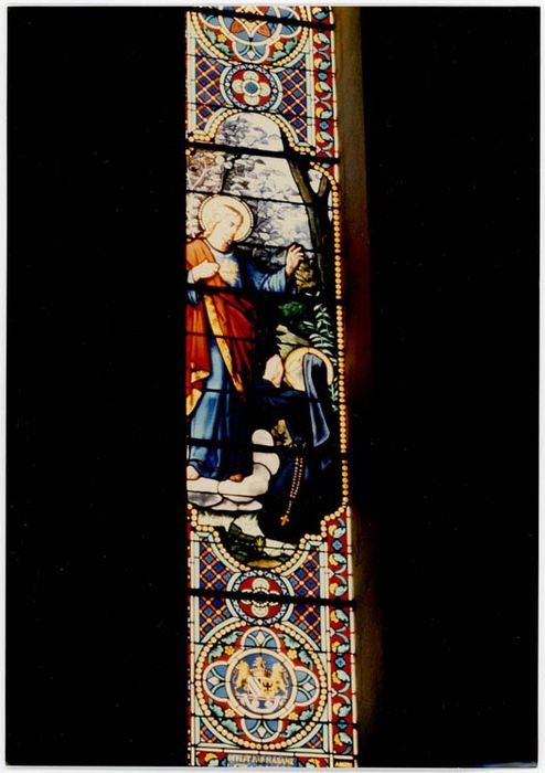 verrière F1 : Sacré-Coeur apparaissant à Marguerite-Marie 