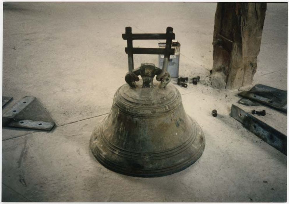 Carillon de quatre cloches dit braillard