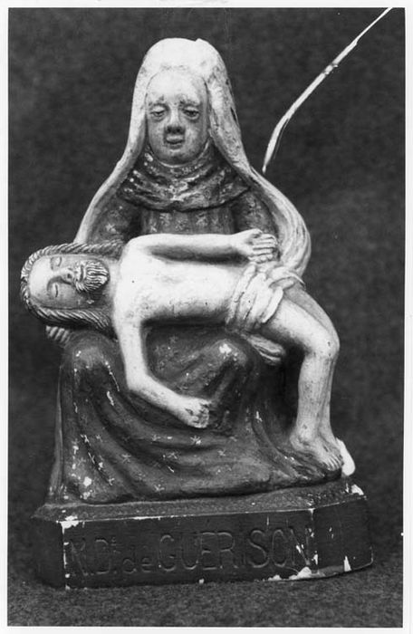 groupe sculpté : Vierge de Pitié