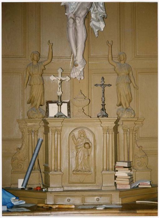 tabernacle et deux statues : Anges - © Ministère de la Culture (France), Médiathèque du patrimoine et de la photographie, diffusion GrandPalaisRmn Photo