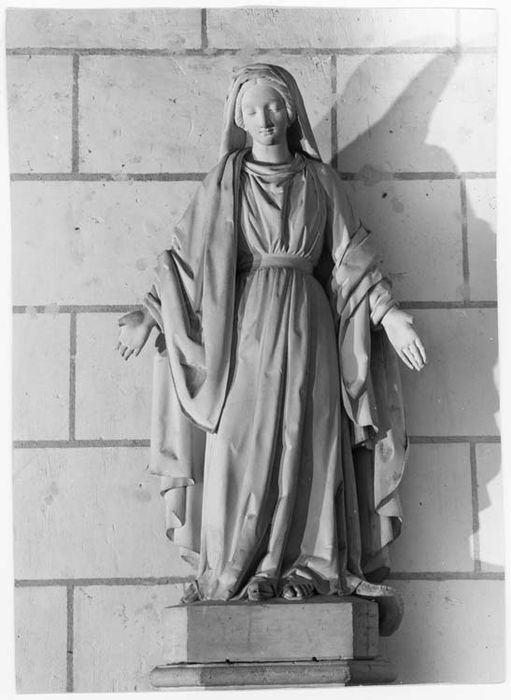 statue : Vierge