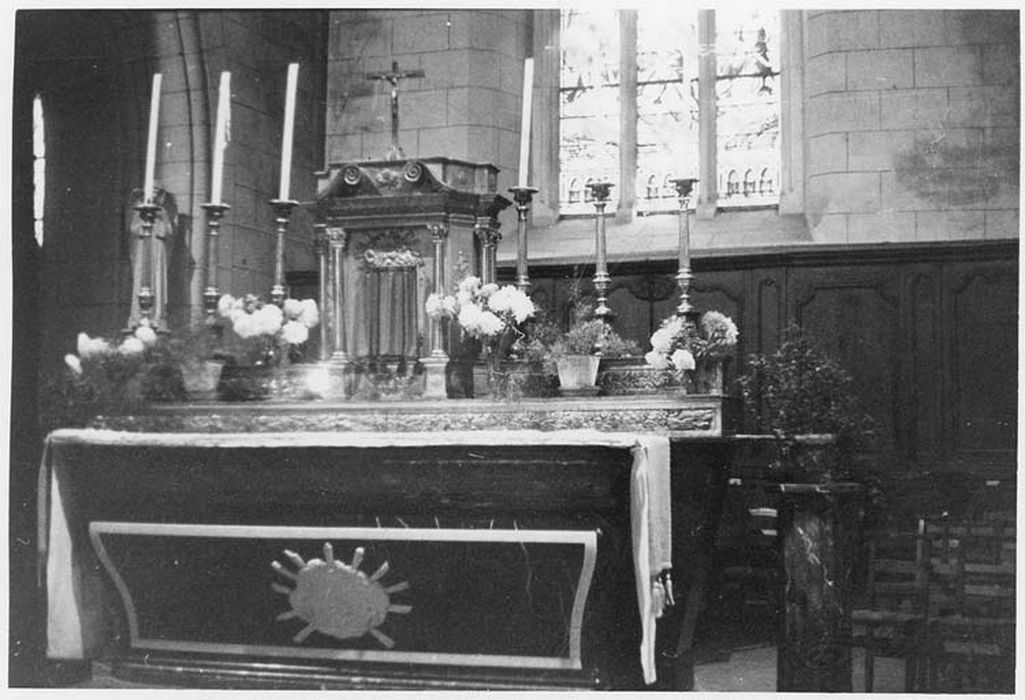 stalles et lambris de revêtement (boiseries), autel, tabernacle, six flambeau - © Ministère de la Culture (France), Médiathèque du patrimoine et de la photographie, diffusion GrandPalaisRmn Photo