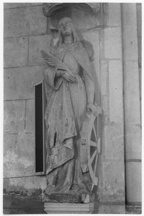 Statue : Sainte Catherine