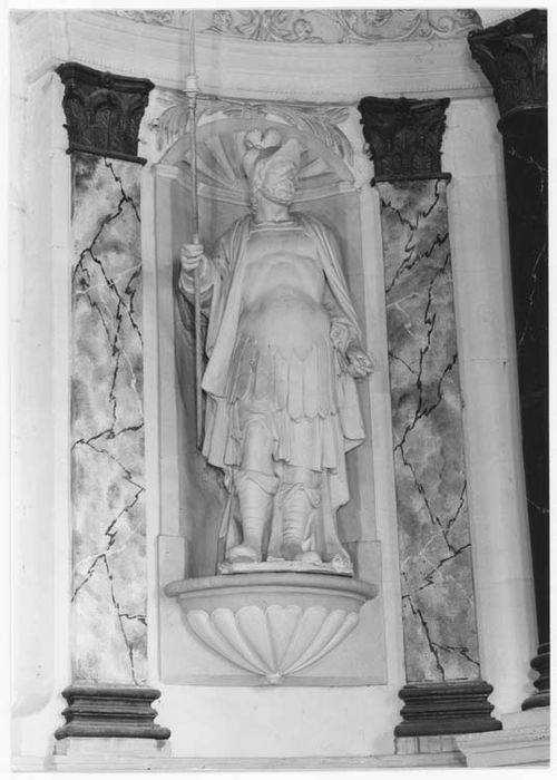 statue : Saint Maurice