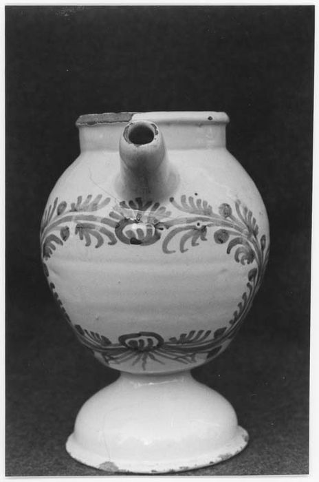 pots à pharmacie (chevrette) - © Ministère de la Culture (France), Médiathèque du patrimoine et de la photographie, diffusion GrandPalaisRmn Photo