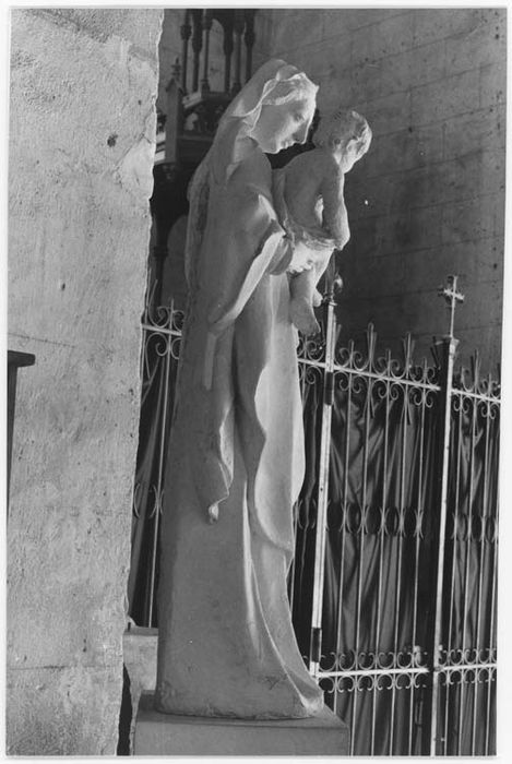 statue : Vierge à l'Enfant - © Ministère de la Culture (France), Médiathèque du patrimoine et de la photographie, diffusion GrandPalaisRmn Photo