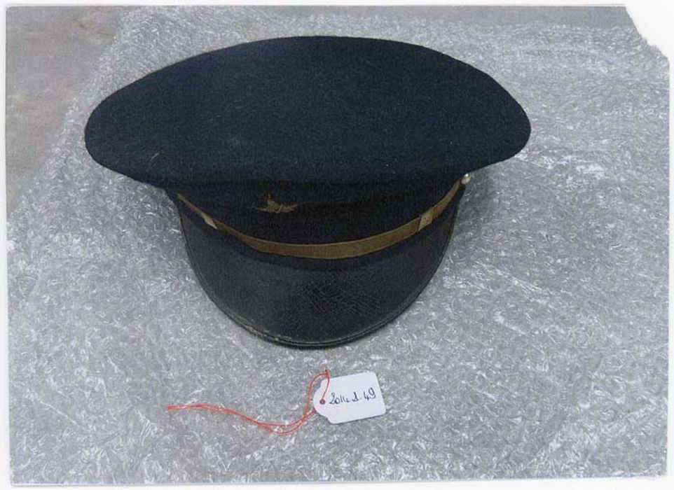 chapeau (casquette de gardien) n°1, (photocopie numérisée)